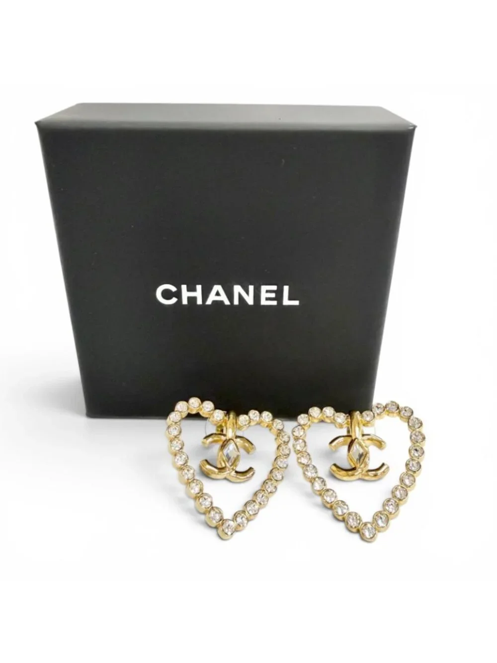 Chanel 23c CC Logo Heart Crystal Rhinestone Earrings Gold